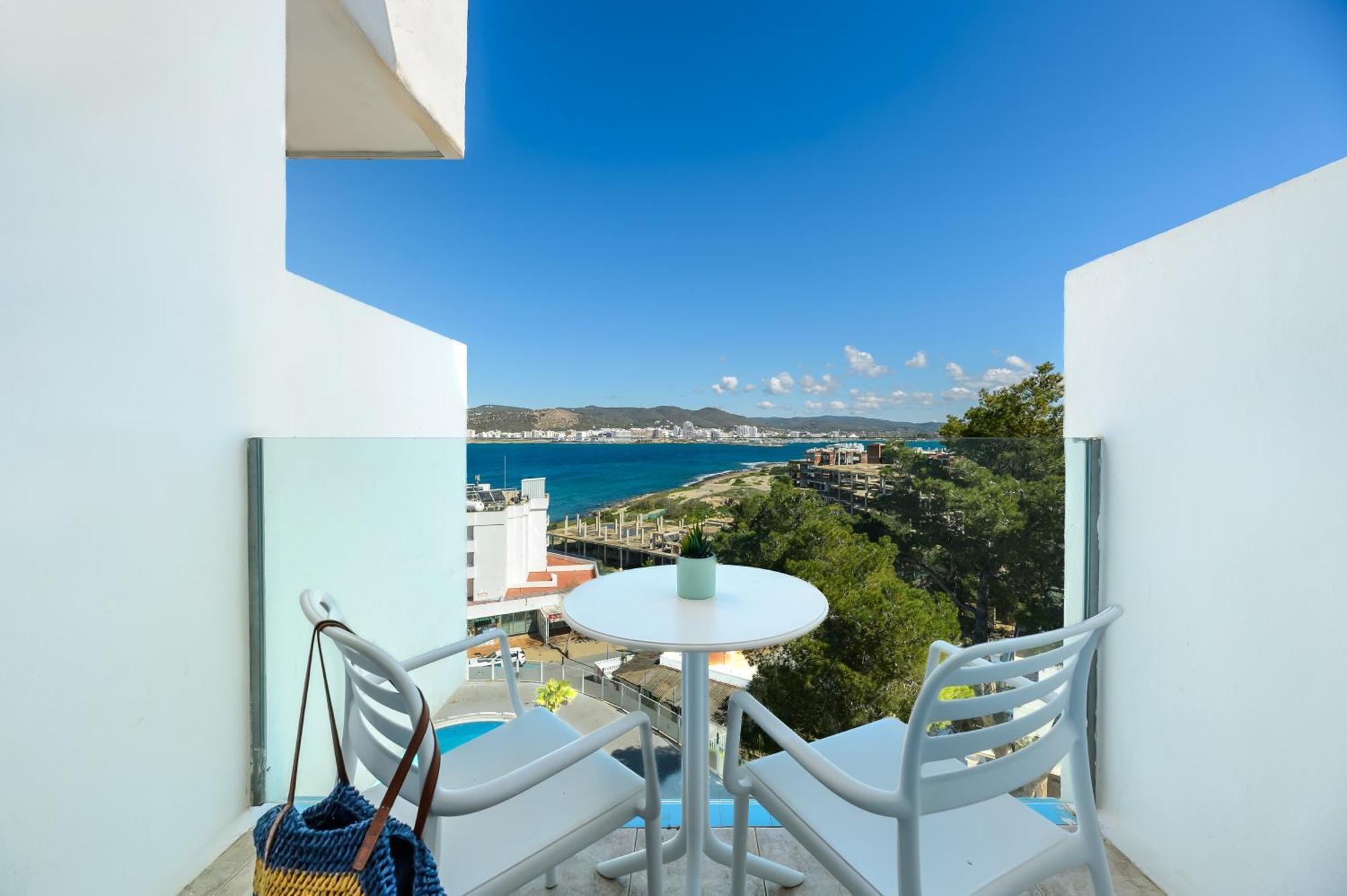 Hotel Vibra Riviera San Antonio  Exterior photo
