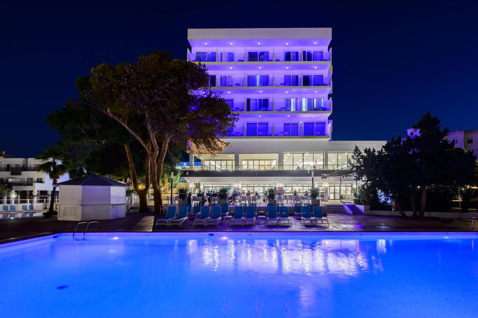 Hotel Vibra Riviera San Antonio  Exterior photo